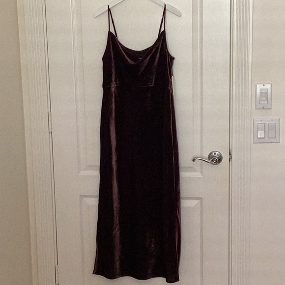 Anthropologie The Elyse Velvet Bias Slip Dress in Chocolate - Picture 9 of 11